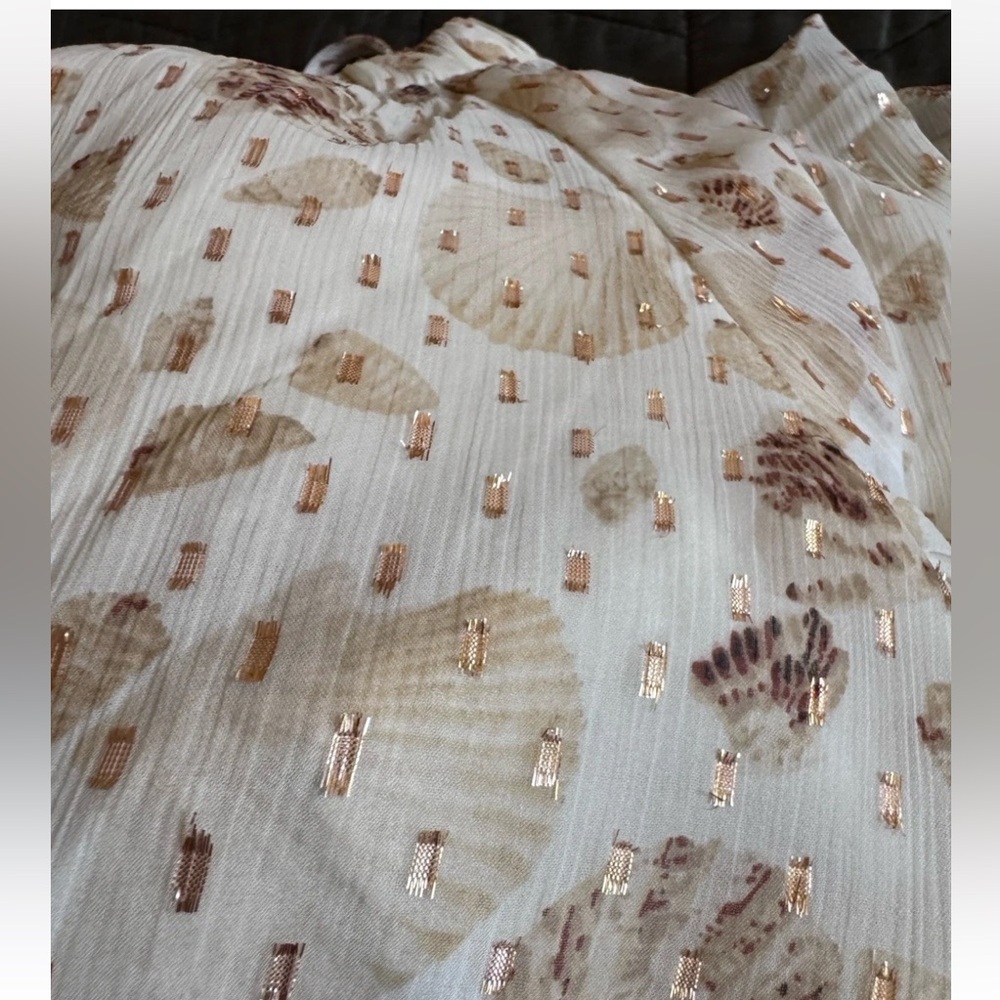 LOFT Metallic Shell Chiffon Blouse Ivory Gold Beige Short Sleeve Size Sm NWT - Picture 6 of 6